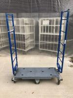 【販売終了】【中古】6輪台車　W1275×D420×H1735　カワジュン製　ネスティングタイプ