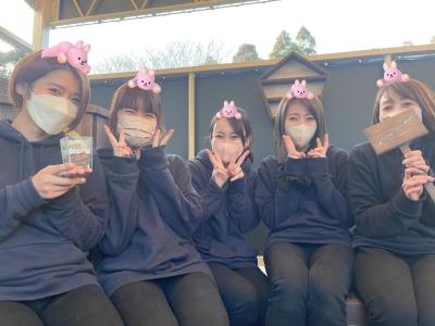 D-girls 2022年ラストの集合写真