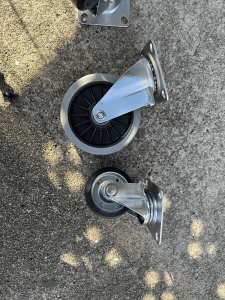 キャスター比較写真