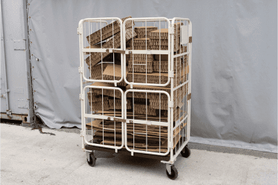 大量の段ボールを一時保管可能