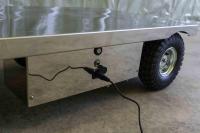 【新品】TEOSAZ（テオサズ） 300SUS　D1070×W600×H947　電動手押し台車