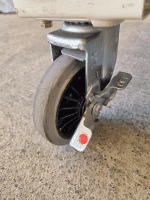 【セール対象品】【アウトレット】天使のカゴ台車BIG　アイボリー　W1100×D800×H1100　観音扉付き【軽量・小型カゴ台車】