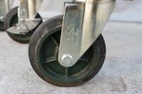 【販売終了】【中古】カゴ台車　W800×D600×H1700　本宏製作所製　床板鉄製【限定1台！】