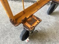 【販売終了】【中古】カゴ台車　W800×D600×H1700　本宏製