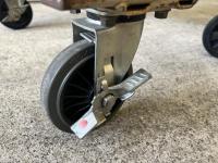 【販売終了】【中古】カゴ台車　W850×D650×H1700　本宏製　【ステーバー無し】