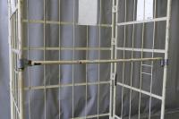 【販売終了】【中古】カゴ台車　アイボリー　W1100×D800×H2000