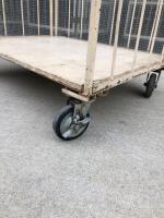 【販売終了】【中古】カゴ台車　W1100×D800×H1700　床板鉄製【限定1台】