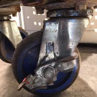 【販売終了】【中古】カゴ台車　W850×D650×H1700