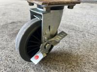 【販売終了】【中古】カゴ台車　W1100×D800×H1700　面材付き【引取限定商品】