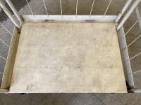 【販売終了】【中古】カゴ台車　W850×D600×H1700　床板樹脂・鉄混在