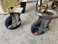 【販売終了】【中古】カゴ台車　W850×D600×H1700　床板樹脂・鉄混在