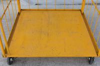 【販売終了】【中古】カゴ台車　W1100×D1000×H1700　床板鉄製　カラー混在
