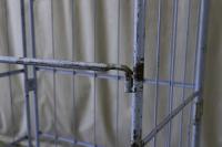 【販売終了】【中古】カゴ台車　ブルー　W1100×D800×H2000