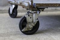 【販売終了】【中古】カゴ台車　ブルー　W1100×D800×H2000