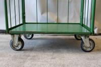 【販売終了】【中古】カゴ台車　W850×D650×H1700　床板鉄製　2輪固定キャスター