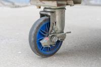 【販売終了】【中古】カゴ台車　W940×D645×H1700　床板鉄製　ワコーパレット製