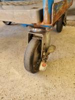 【販売終了】【GJサンクスセール品】【中古】カゴ台車　ブルー　W800×D600×H1700　2輪固定キャスター