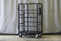 【オーダーメイド製品】ハイエース用特寸L型観音扉付きカゴ台車　W900×D610×H1450