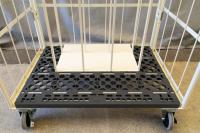 【オーダーメイド製品】止水板保管用カゴ台車仕切りパイプハーフサイズ　W648×D450×H1450