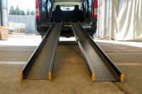 【2026年春販売/予約受付中】3段伸縮式 カゴ台車用スロープ【ハイエース/バン車両】